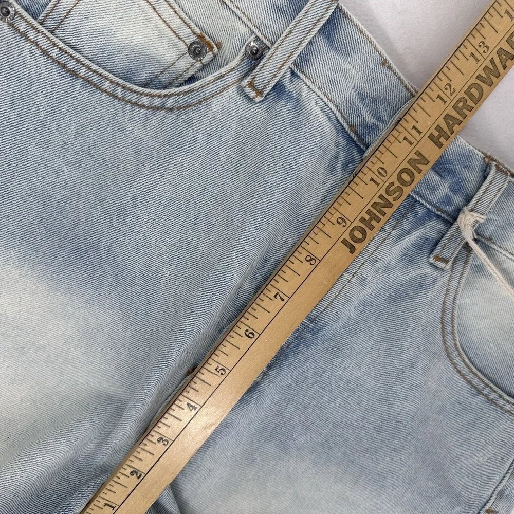 By Together‎ Light Wash Button Fly Denim Jean Shorts Size Medium Cut Off NWT